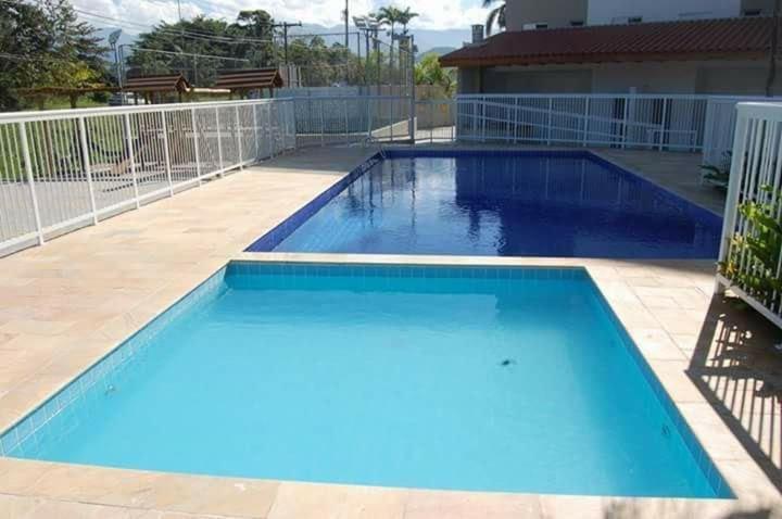 Apto Em Ubatuba Divisa Com A Praia De Itagua E Facil Acesso As Praias Fica Ao Lado Do Atacado Tenda Da Rodovia Rio Santos Екстериор снимка